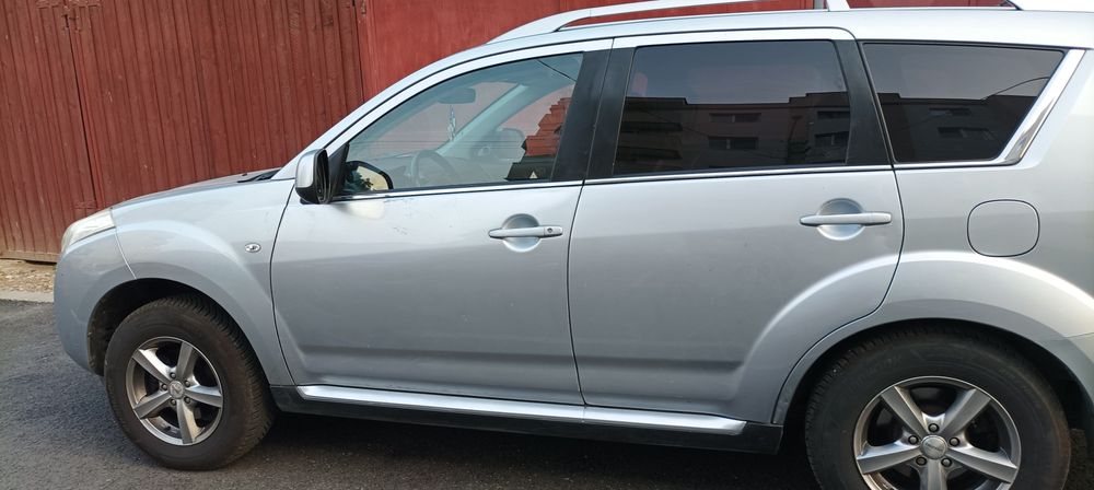 Peugeot 4007 2.2 HDI