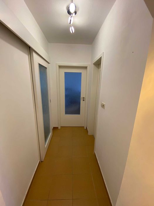 Proprietar vand apartament la 10 min mers pe jos Iulius Town