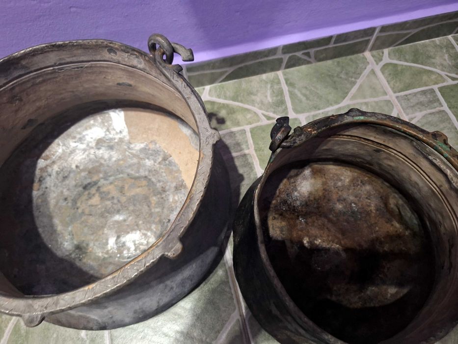 Медни старинни съдове