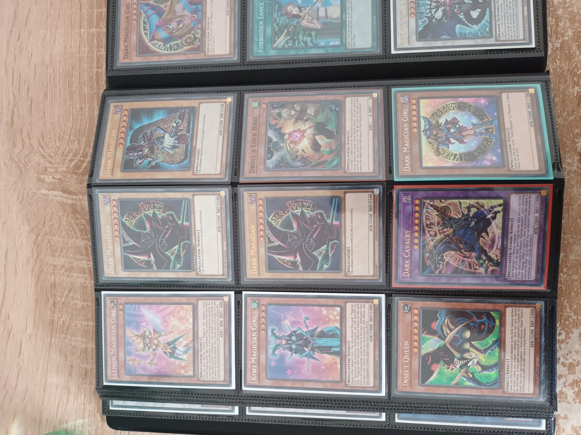 Продавам Yu-Gi-Oh карти
