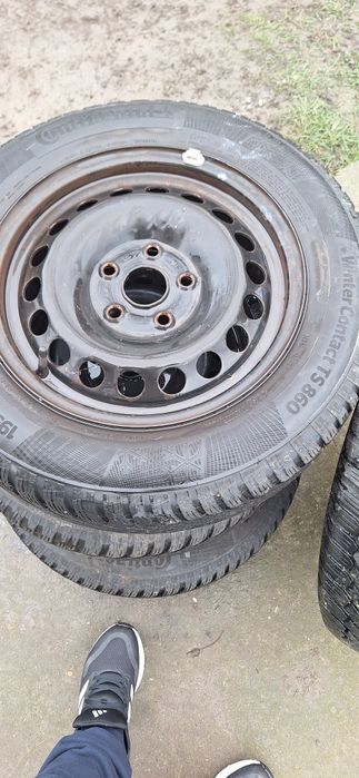 Două seturi de Genți