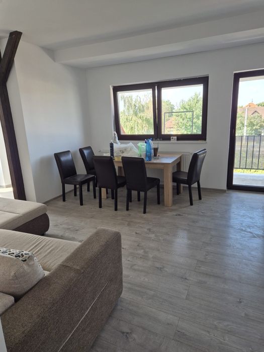 Proprietar Vand Apartament 2 Camere Lux Decomsndat