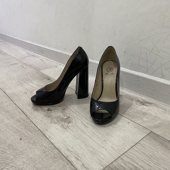 Продам лакированные туфли, 36 размер