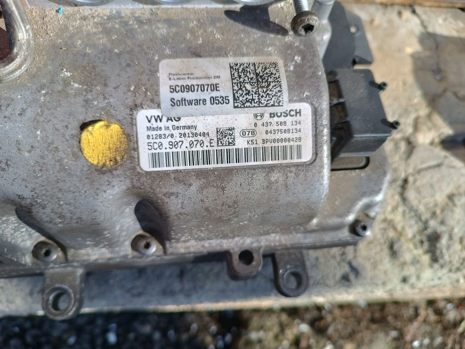 Invertor baterie Volkswagen Jetta