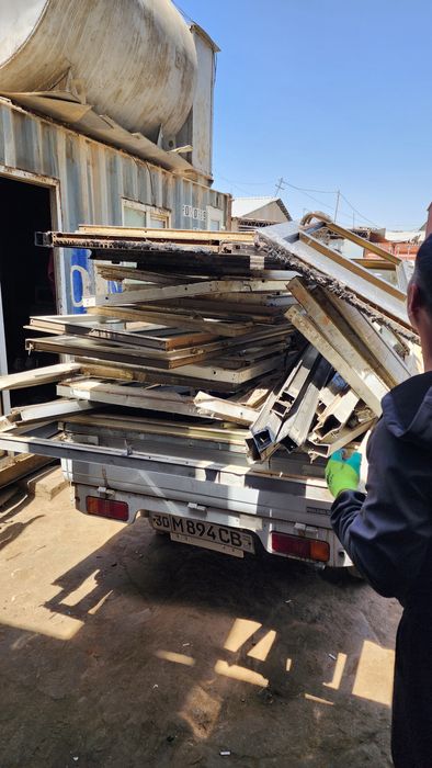 Metallom olamiz xar xil alyumin alkafon metallolom alumin atxodlar