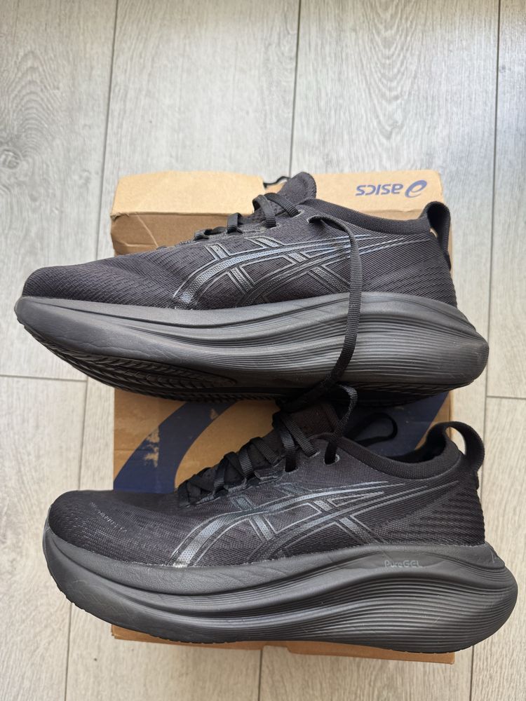 Pantofi alergare Asics Gel Nimbus 27 marimea 40 noi