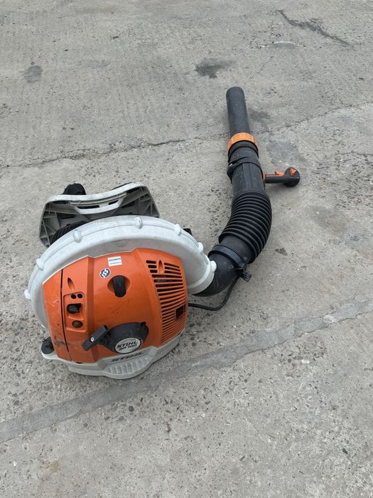 Suflanta frunze STIHl BR700