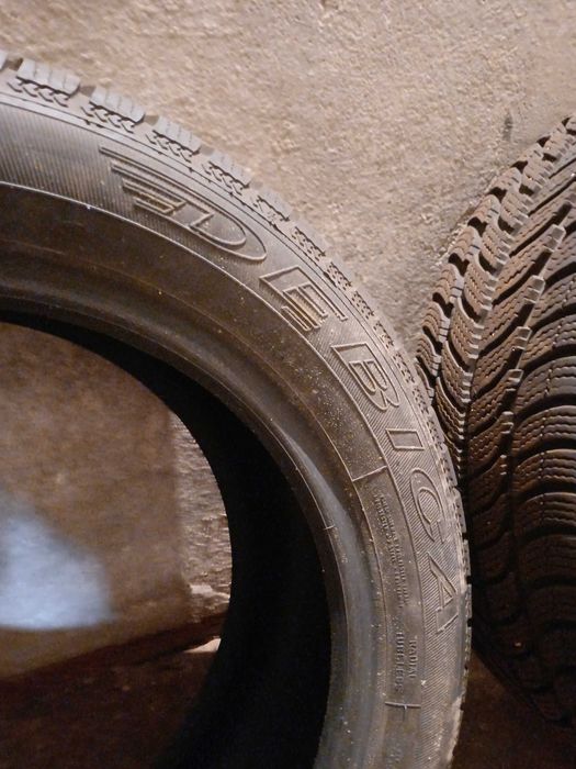 Продавам зимни гуми 205/55/16 4 броя