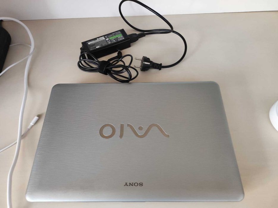 Лаптоп Sony Vaio VGN-NW21EF