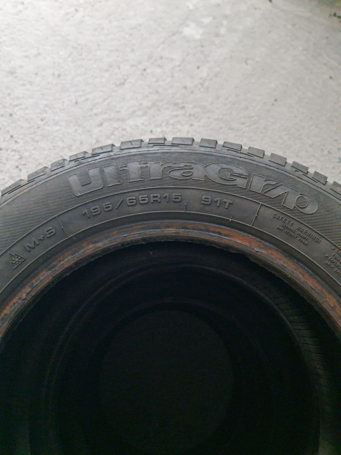 195 65 15 Goodyear