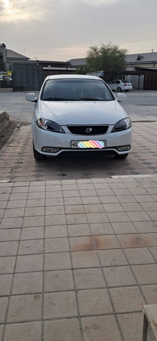 Продаётся Джентра.  Первая позиция. Евро.