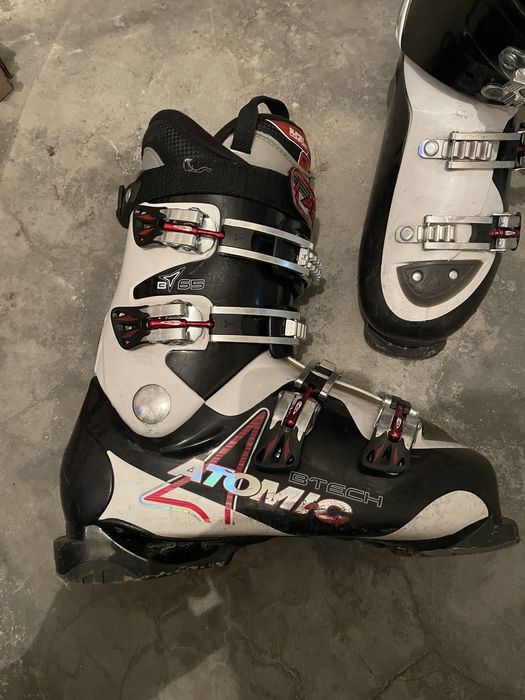 Bogner costum de ski dama si Salon de barbati