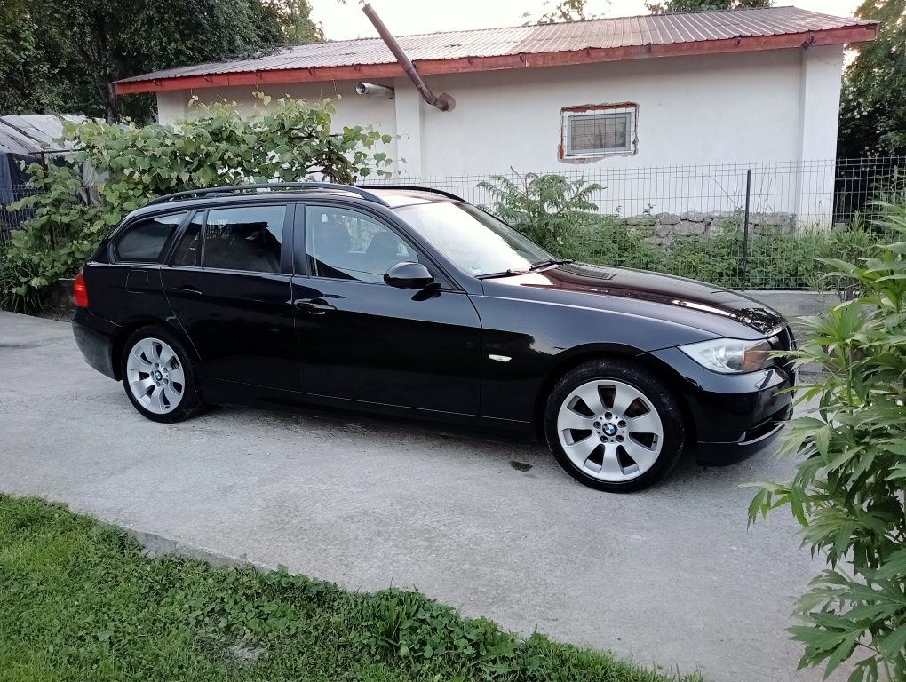 Vând BMW 320D  e91 2008.