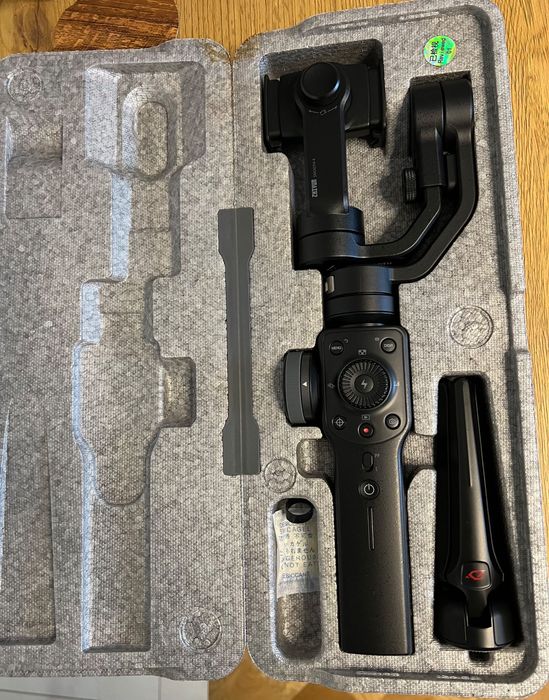 стабилизатор Zhiyun Smooth 4