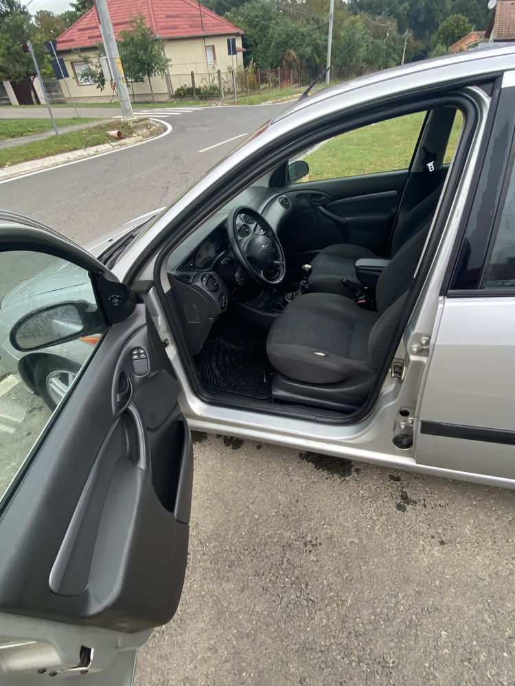 Ford Focus 1.8 TDDI