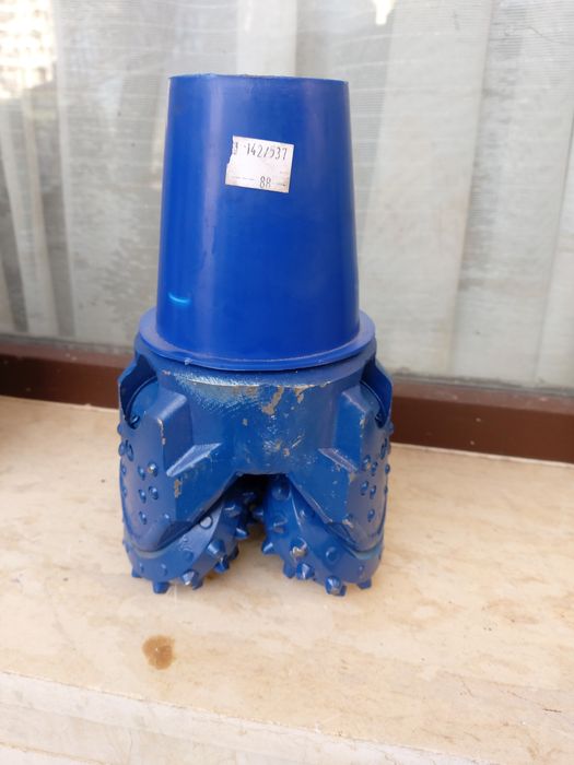 Сондажно триролково длето 142 мм