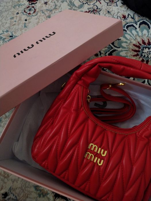 Miu miu сумка сатылады