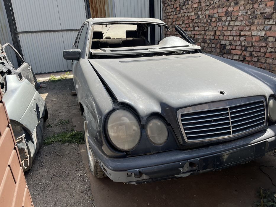 Мерседес 210 на запчасти