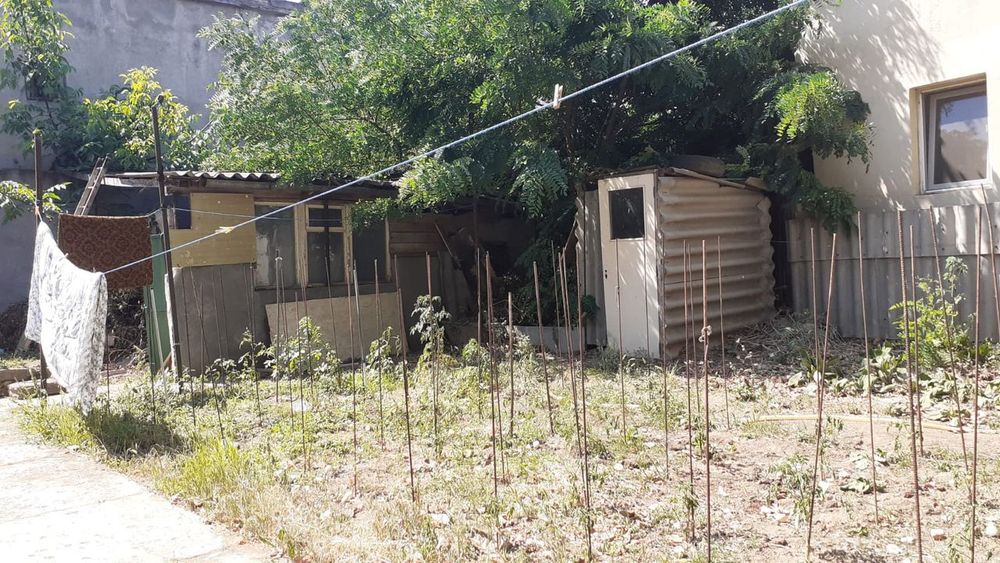 INEL 2-teren cu casa . Pret nou 170000 Euro de la 210000 Euro!