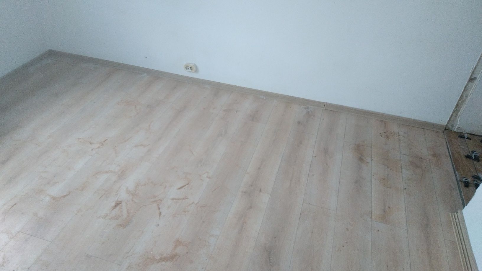 Montaj parchet  laminat