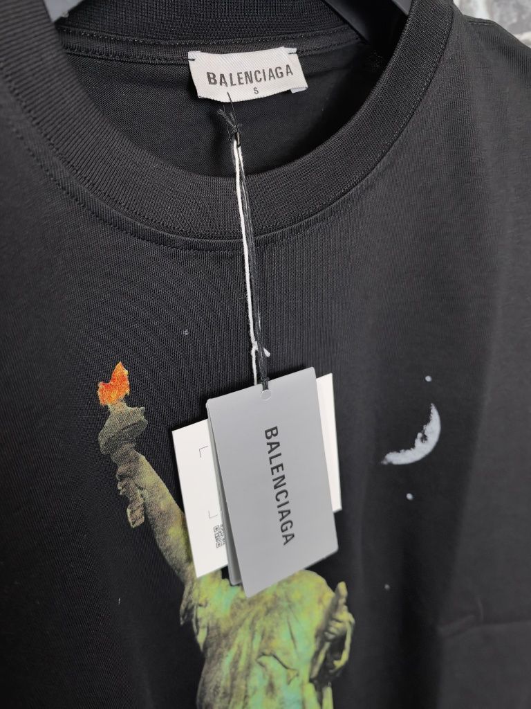 Balenciaga тениска високо качество