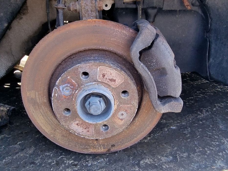 Fuzeta fata dreapta Dacia Logan (LS) [Fabr 2004-2012] 48KW / 65CP