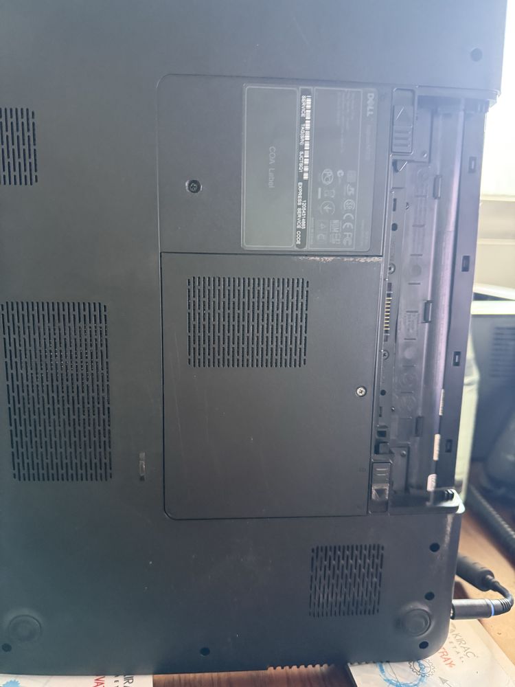 Лаптоп Dell Inspirion N7110