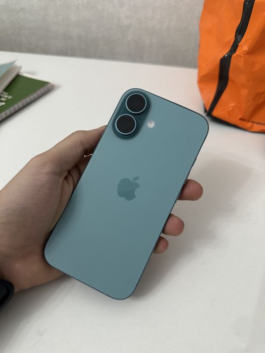 Продам 16 айфон/iphone 128