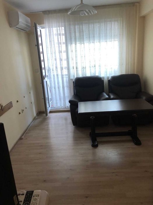 Двустаен обзаведен апартамент в Кършияка