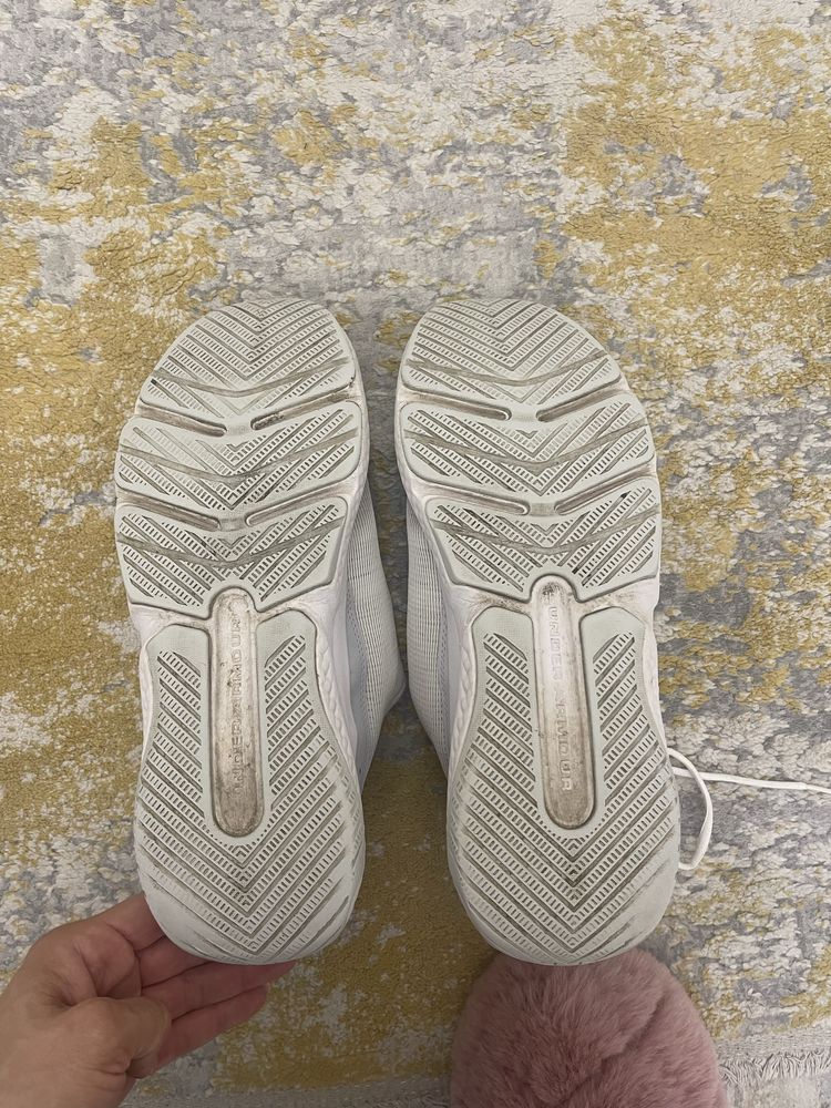 Маратонки Under Armour