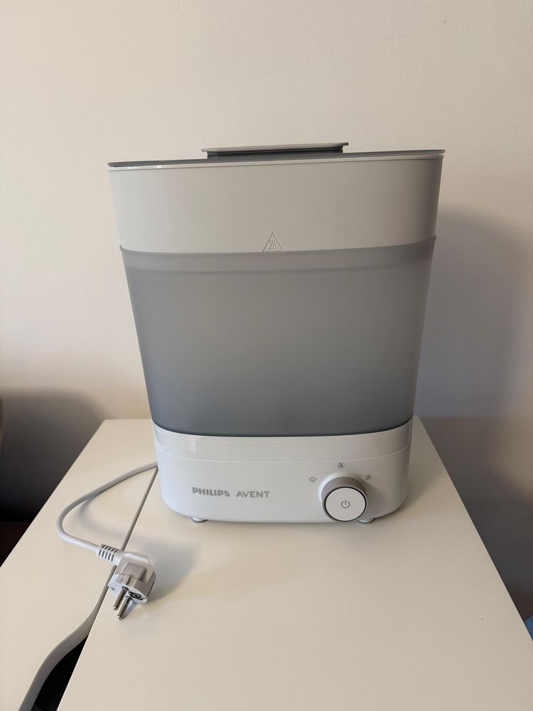 Sterilizator electric Philips Avent cu uscare – stare excelentă