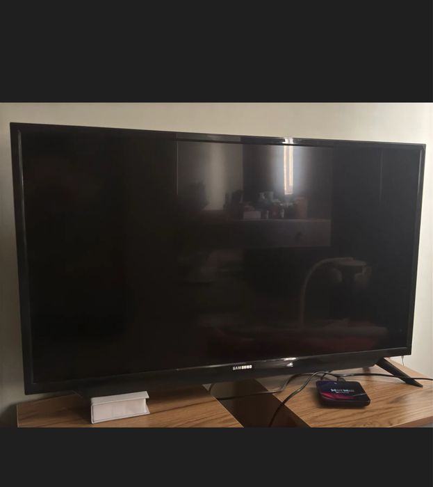 Samsung 43 телевизор