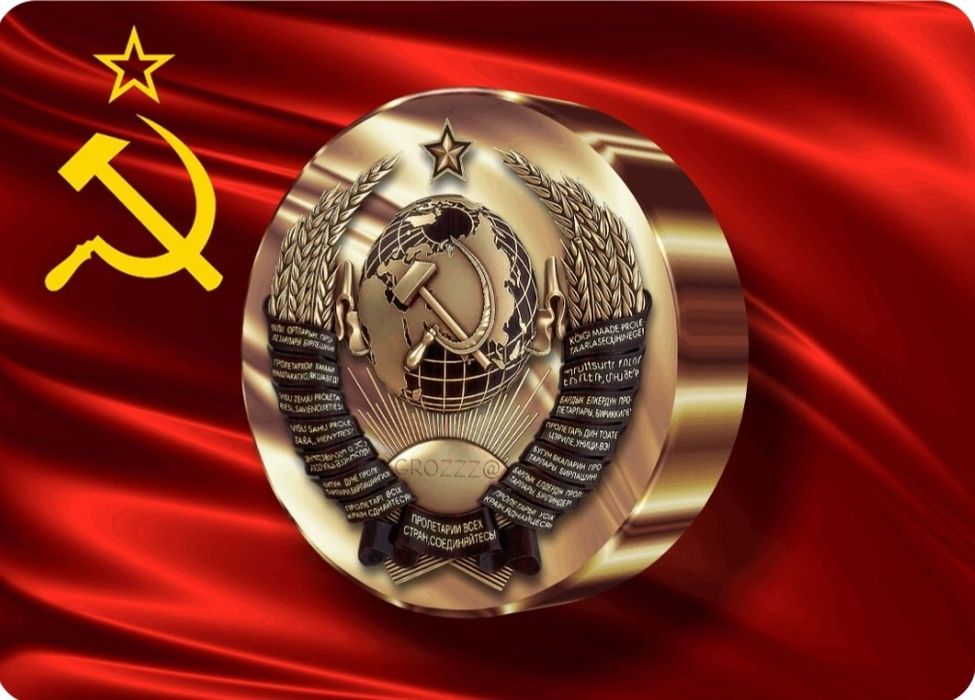 Пластиковый дипломат из СССР . Состояние хорошее. Договоримся есть.