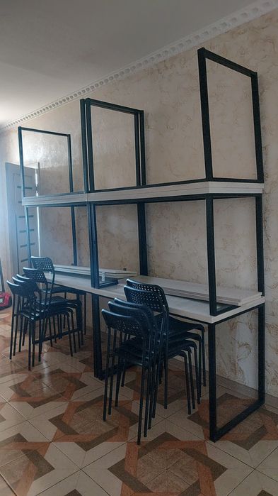 Стол и стулья для офиса набор