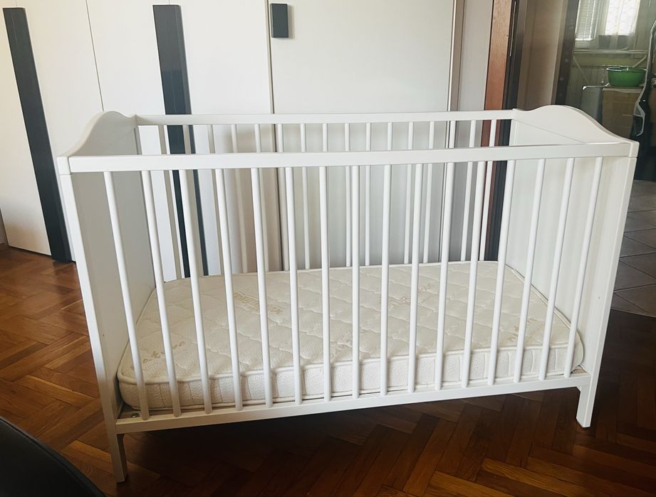 Нова детска кошара с нов матрак