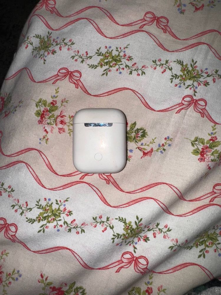 Кейс airpods 2 оригинал