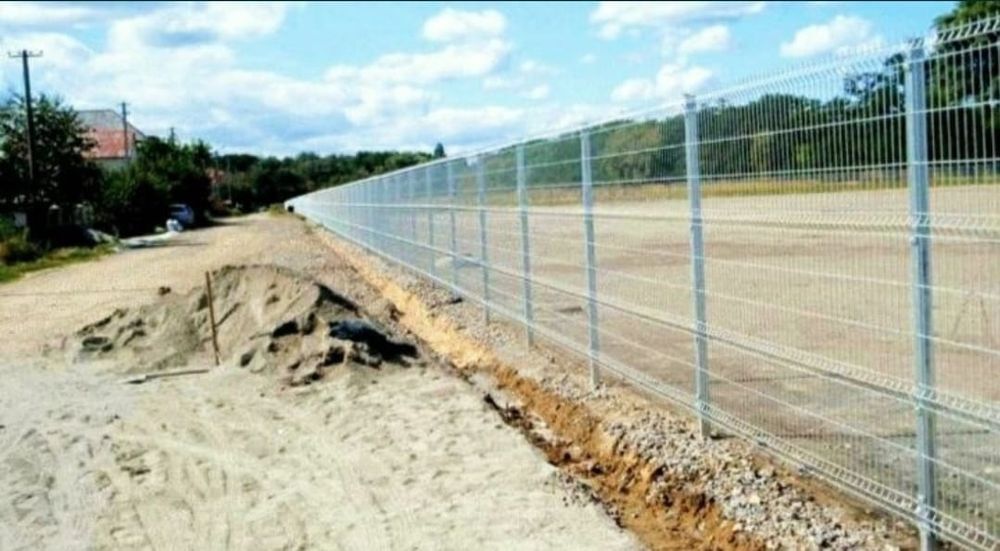 Construim garduri din plasa bordurat, tabla, șipca metalica, bca,