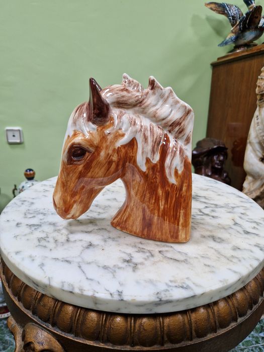 Уникална много красива порцеланова фигура статуетка