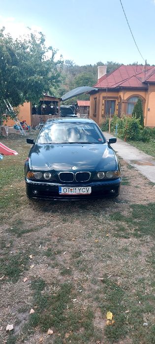 Vând  bmw  520 d
