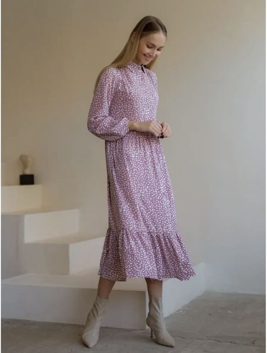 Платье (42 размер)