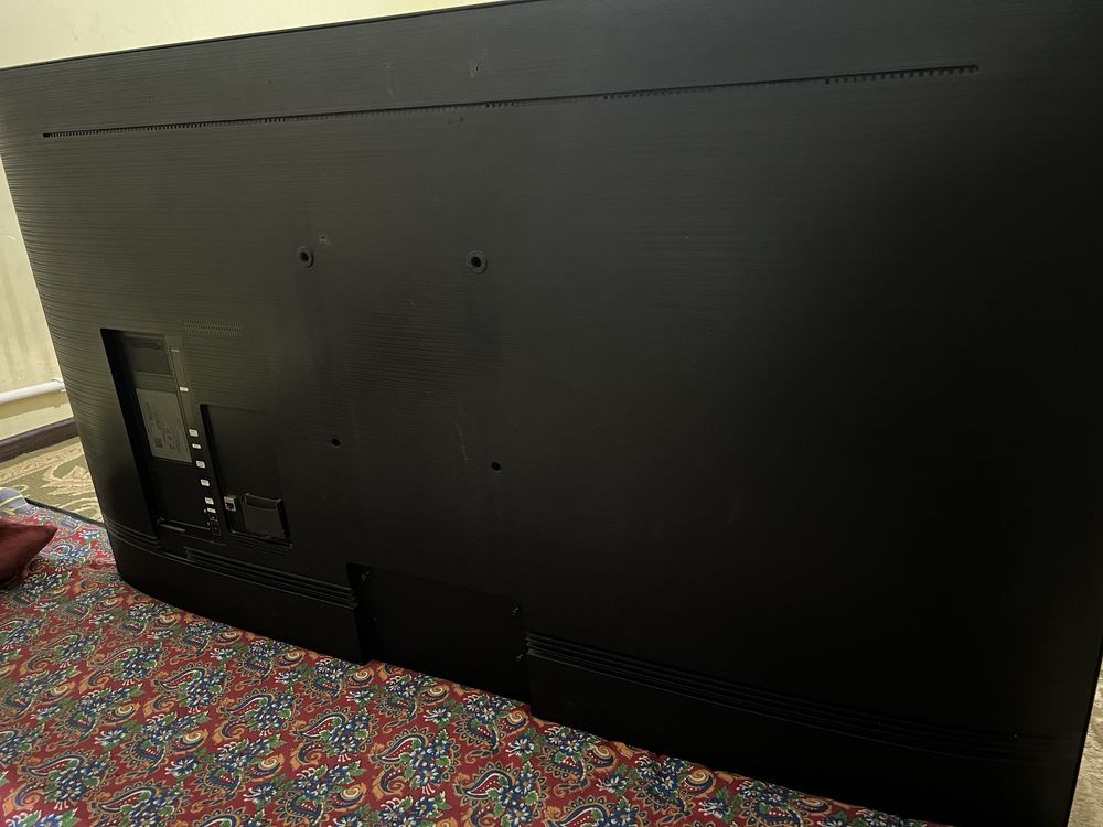 Samsung 55 смарт 4k 1 ой ишлаган холос