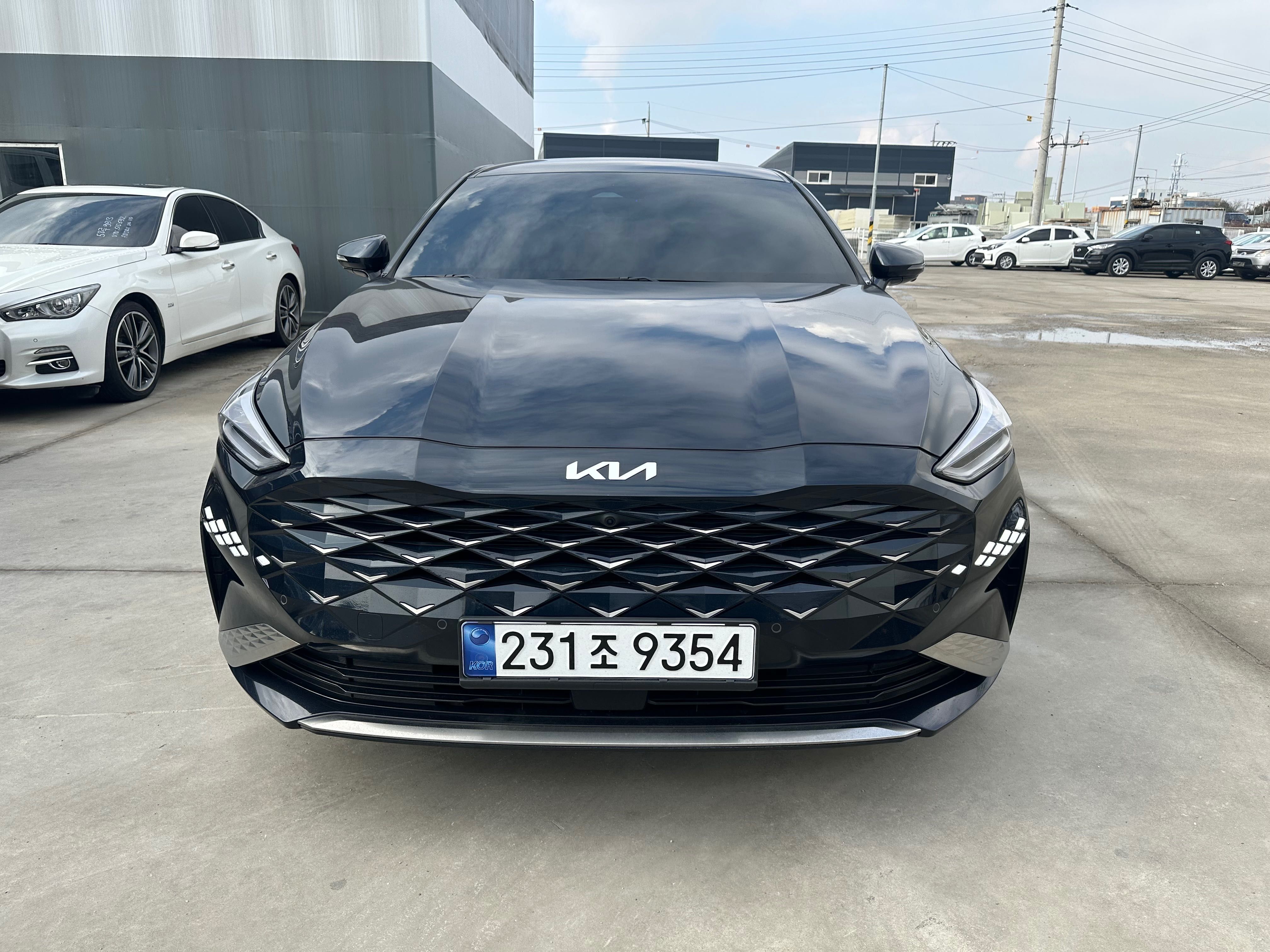 Kia K8 Signature 2023год 2.5 бензин