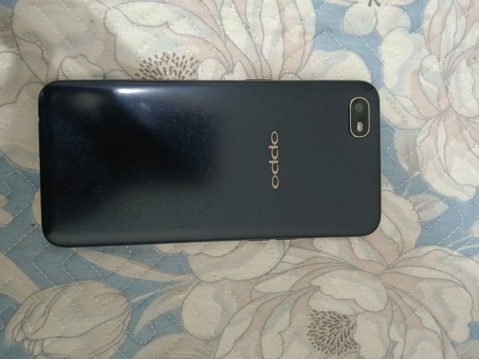 OPPO A1k телефон