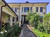 Продается частный 2-х этажный дом в центре г.Ташкент Шайх. район