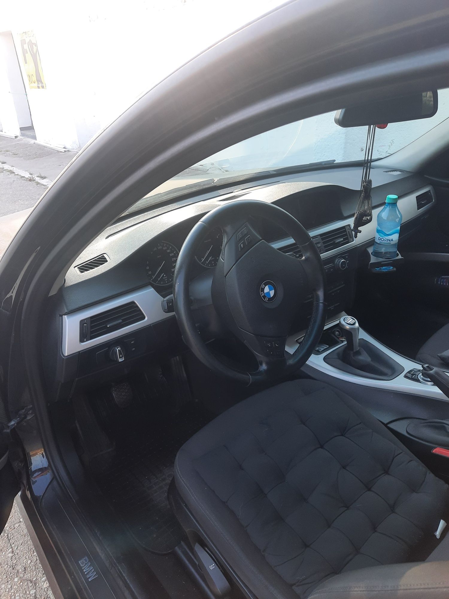 Bmw seria3 e90 facelift