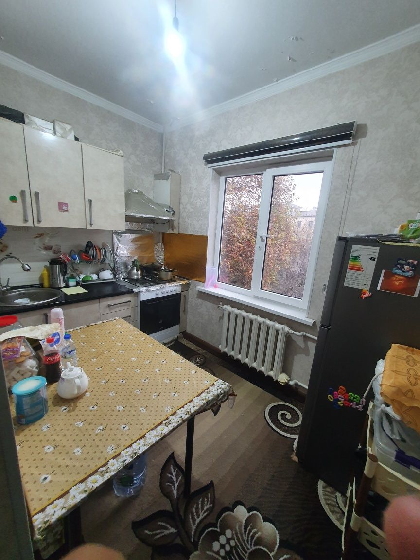 Продам свою 1 комнатную квартиру Карасу 2