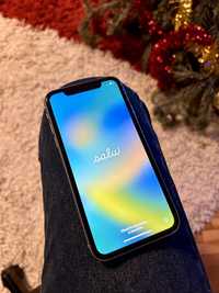 Vand Iphone XR cu 900 ron