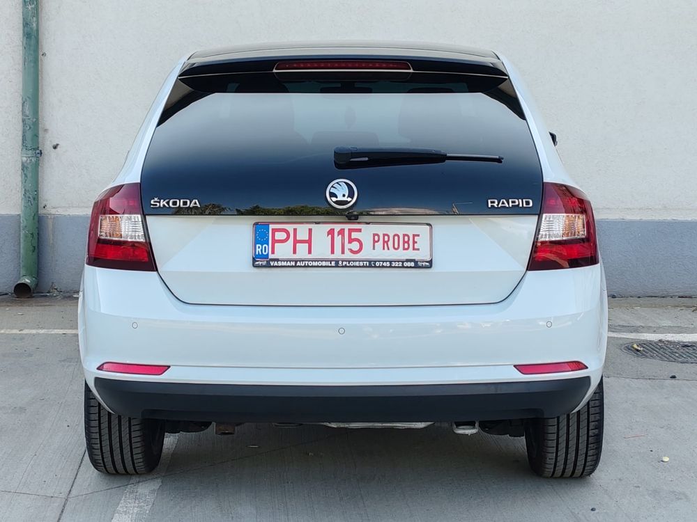 Skoda Rapid spaceback / Dsg / bixenon / Led / panoramic