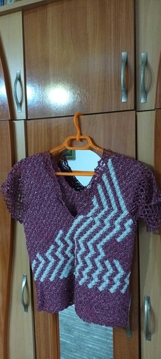 Bluza de ocazie,lucrata manual,din vascoza cu fir sidef