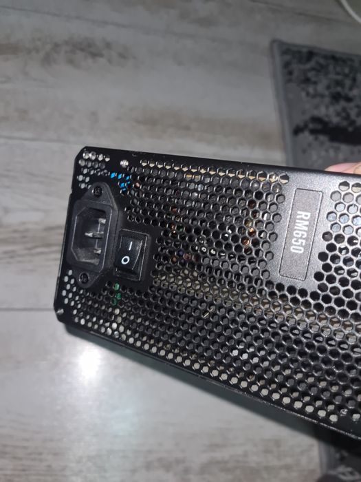 Sursa pc Corsair RM650